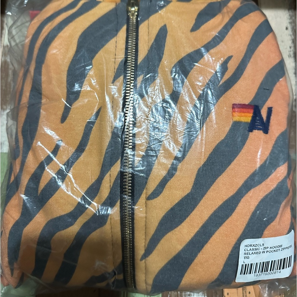 Brand new aviator nation tiger zip up hoodie